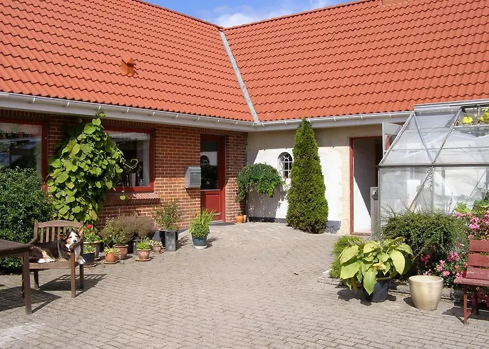Alojamento de Acomodação e Pequeno-almoço Langagergaard 3*